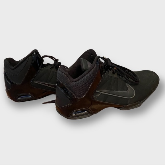 Nike Air Visi Pro 4 in Black - Picture 3 of 7
